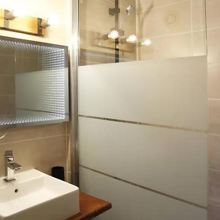 Equipe 4 Pers Au Pied Des Pistes - Fr-1-322-479 Apartment *